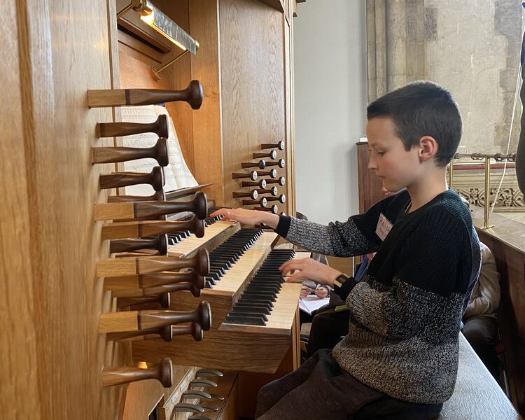 Young Organist Group